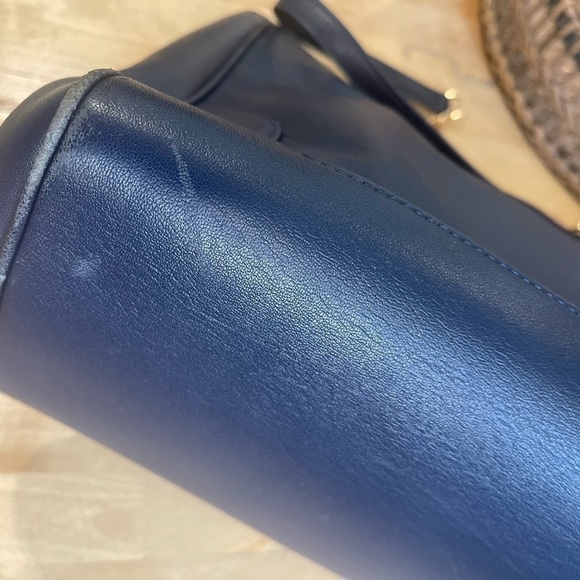 Tory Burch Carter Tote Chain Handle Tagged Tote Bag Leather Royal Navy 56968 - Picture 8 of 12